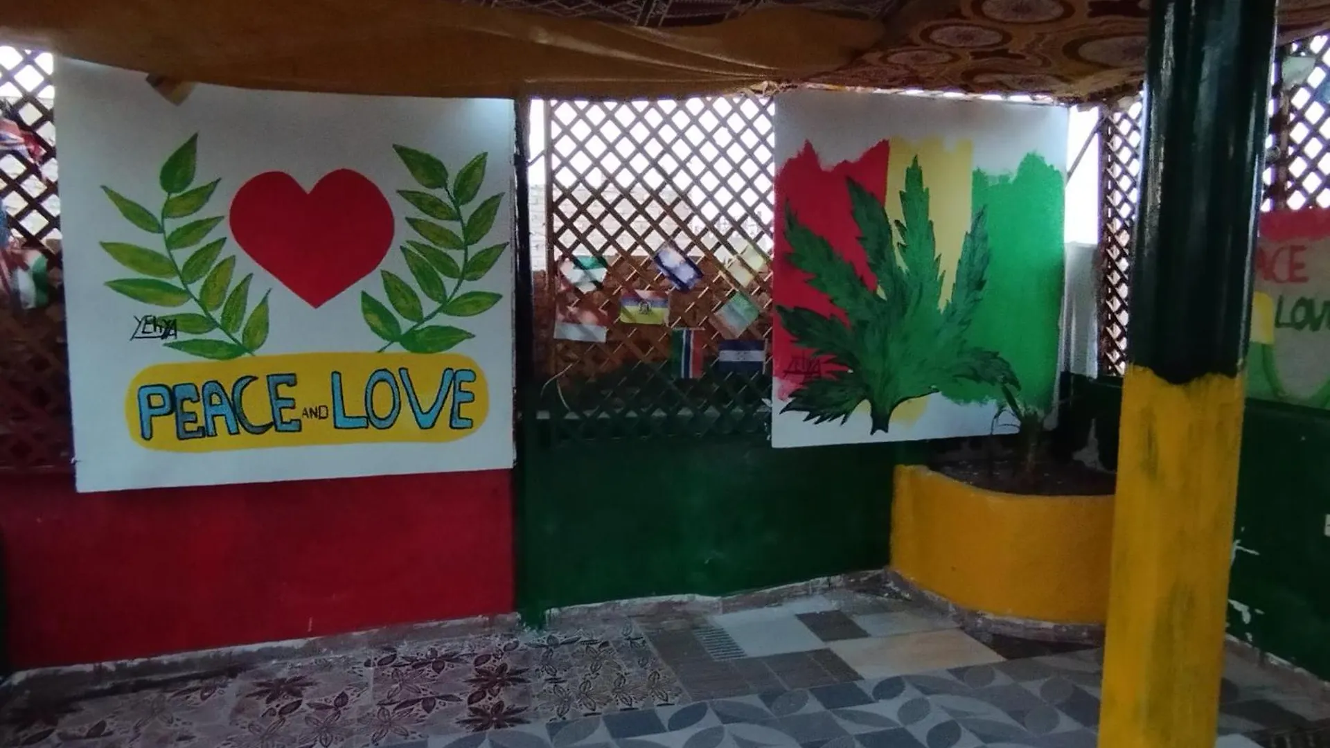 Bob Marley Peace Hotel 룩소르 이집트