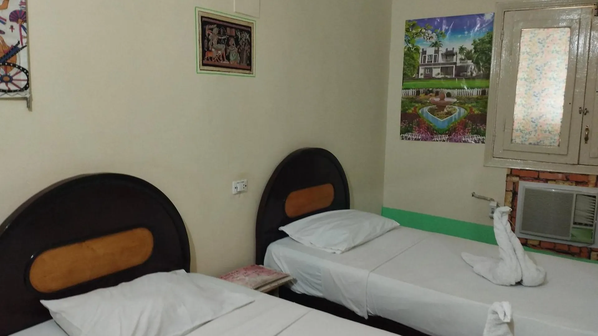Bob Marley Peace Hotel 룩소르